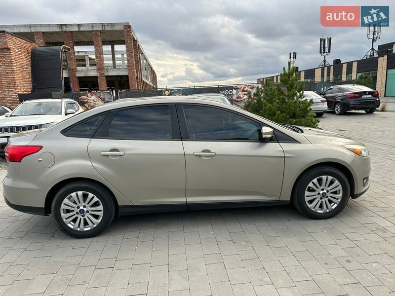 Седан Ford Focus 2015 в Хмельницькому