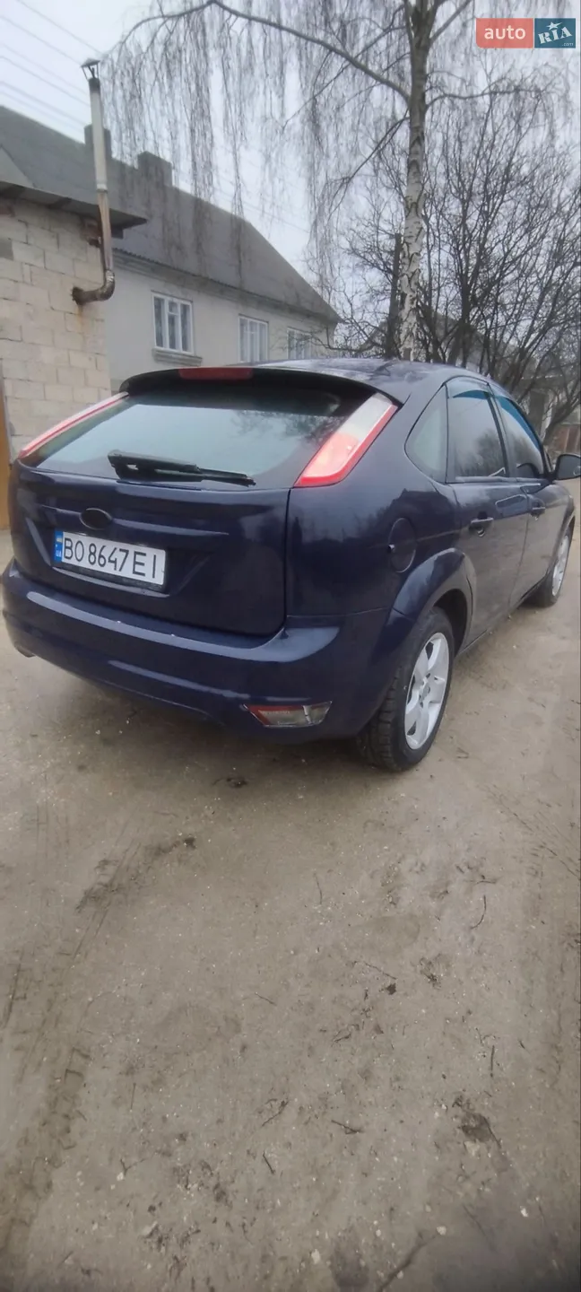 2010 Ford Focus - мініатюра 27