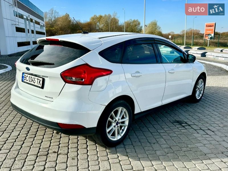 Хэтчбек Ford Focus 2016 в Львове
