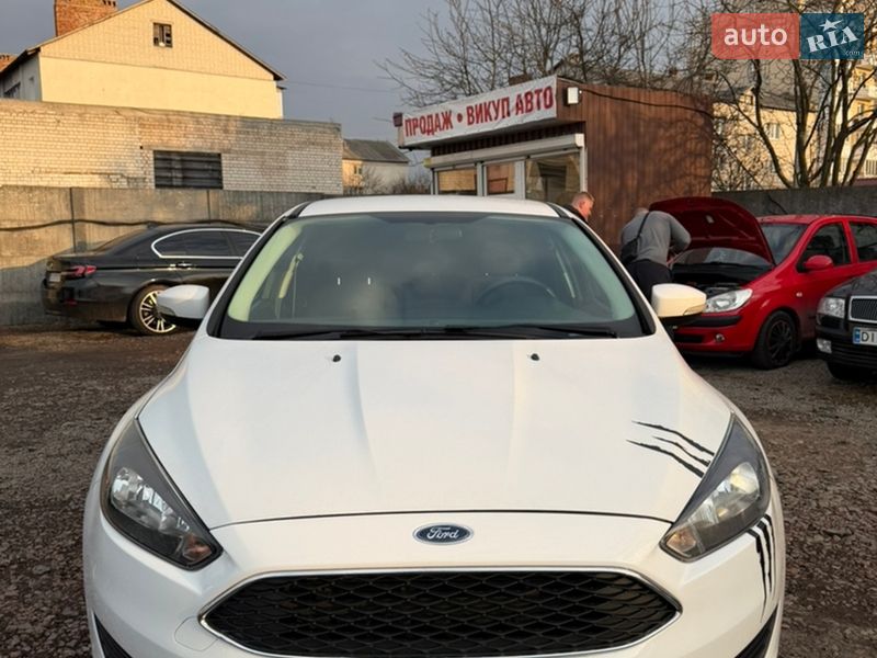 Седан Ford Focus 2015 в Чернігові