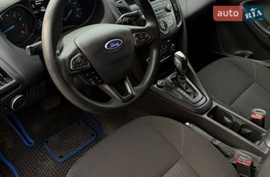 Седан Ford Focus 2015 в Чернігові