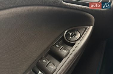 Седан Ford Focus 2015 в Чернігові