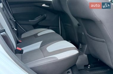 Хэтчбек Ford Focus 2014 в Киеве
