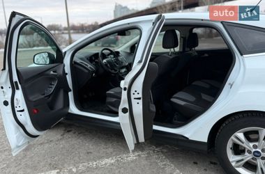 Хэтчбек Ford Focus 2014 в Киеве