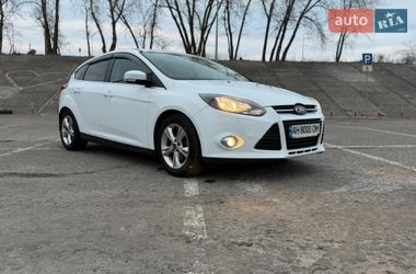 Хэтчбек Ford Focus 2014 в Киеве