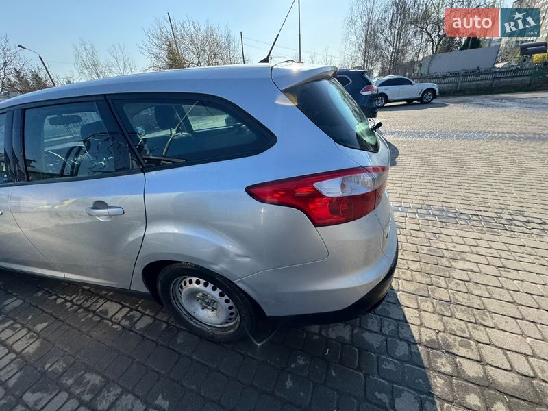 Універсал Ford Focus 2011 в Івано-Франківську