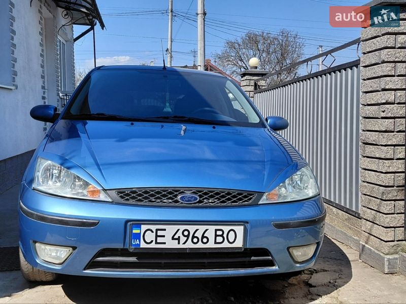 Хетчбек Ford Focus 2002 в Чернівцях