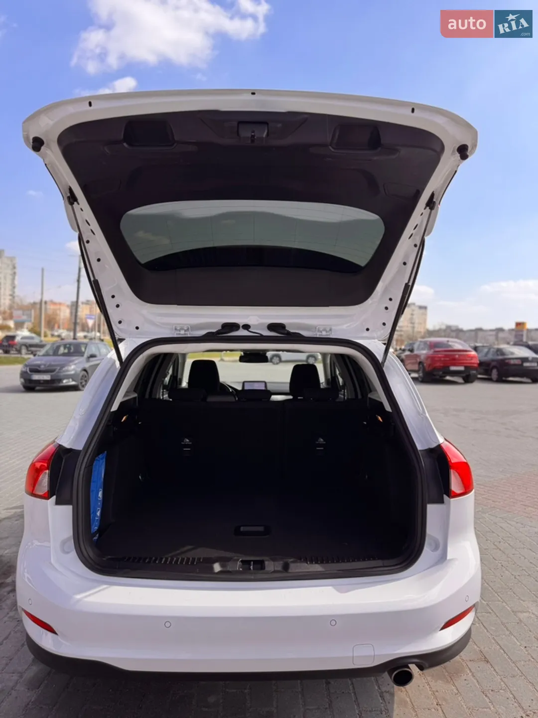 2020 Ford Focus - мініатюра 23