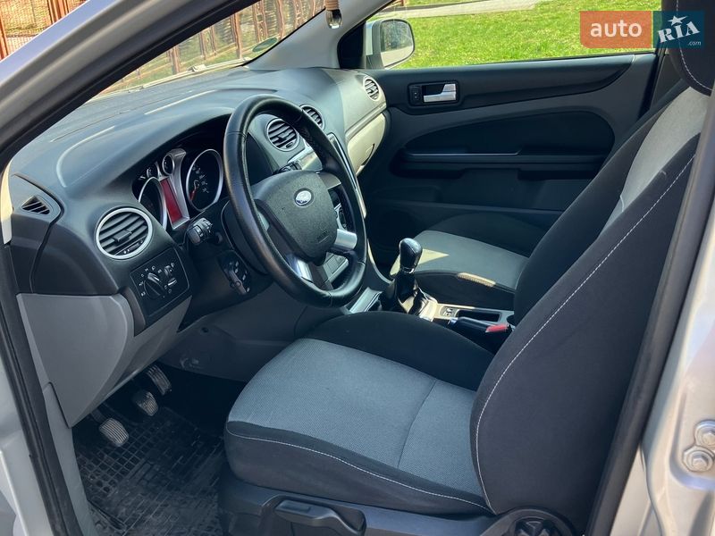 Универсал Ford Focus 2010 в Львове