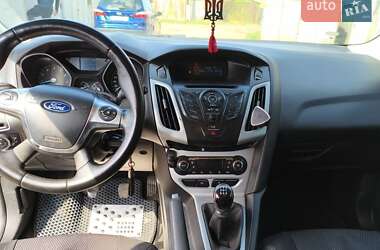 Хетчбек Ford Focus 2014 в Калуші