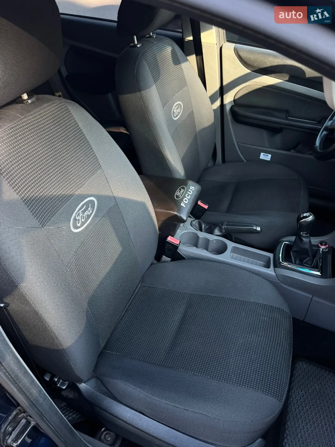 2010 Ford Focus - мініатюра 13