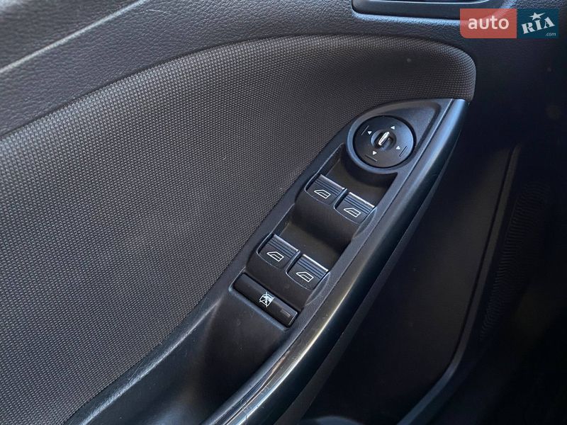 Хэтчбек Ford Focus 2011 в Харькове