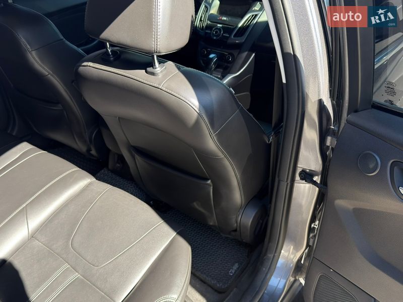 Хэтчбек Ford Focus 2014 в Киеве