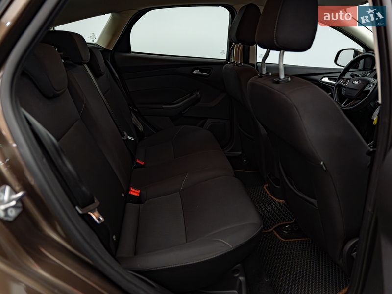 Хэтчбек Ford Focus 2018 в Киеве фото 17 Хэтчбек Ford Focus 2018 в Киеве