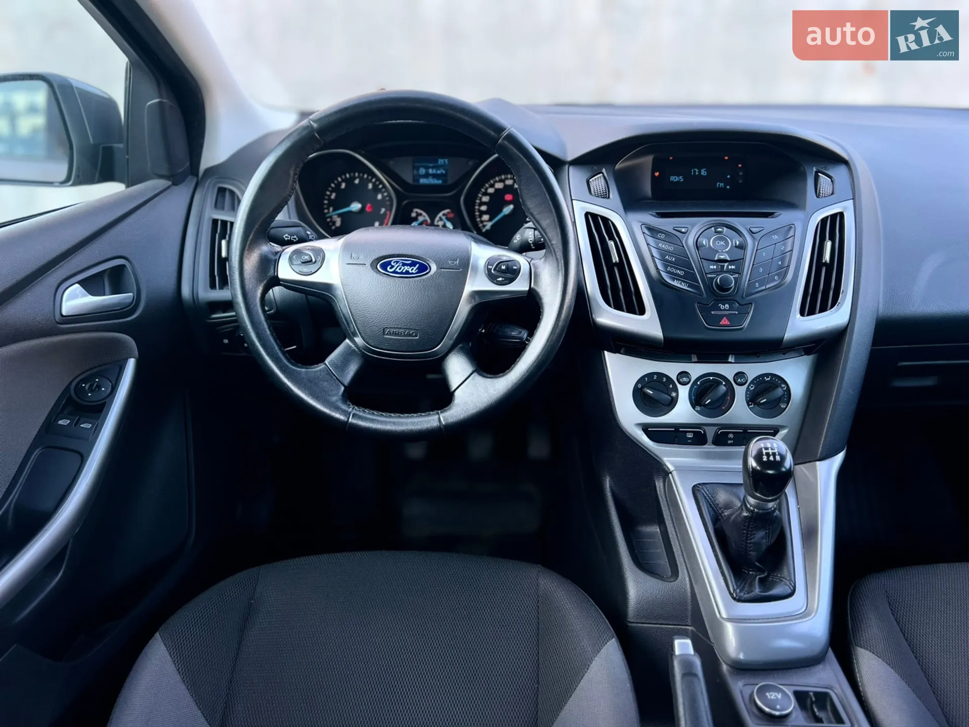 2013 Ford Focus - мініатюра 16