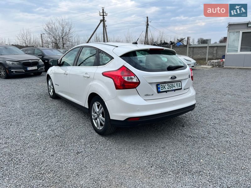 Хэтчбек Ford Focus 2013 в Ровно фото 5 Хэтчбек Ford Focus 2013 в Ровно