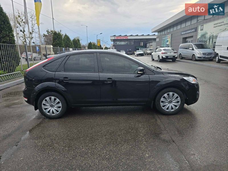 Хэтчбек Ford Focus 2010 в Полтаве фото 5 Хэтчбек Ford Focus 2010 в Полтаве