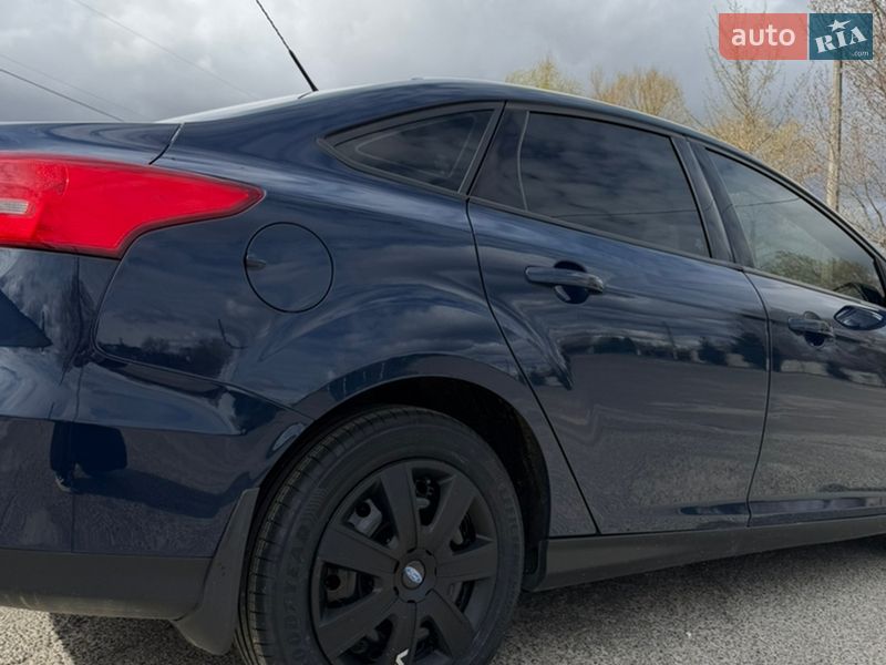 Седан Ford Focus 2016 в Вишневому