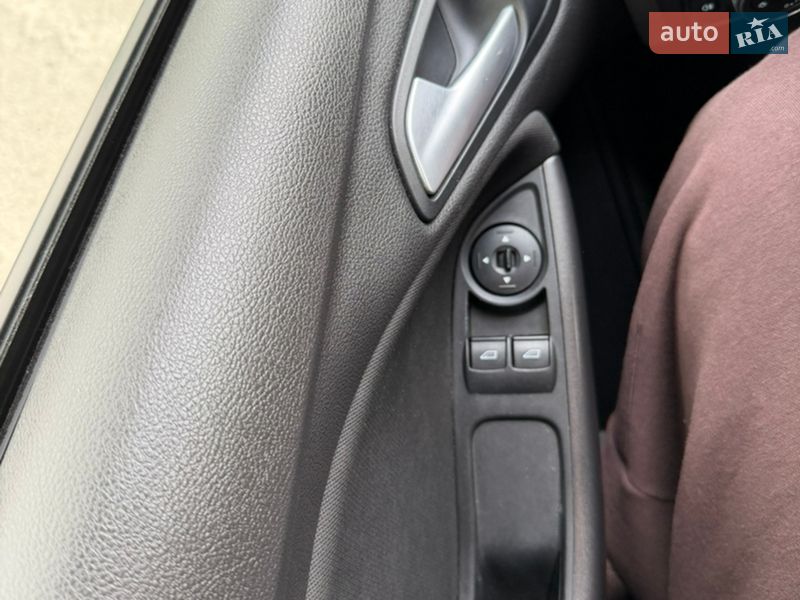 Седан Ford Focus 2016 в Вишневому