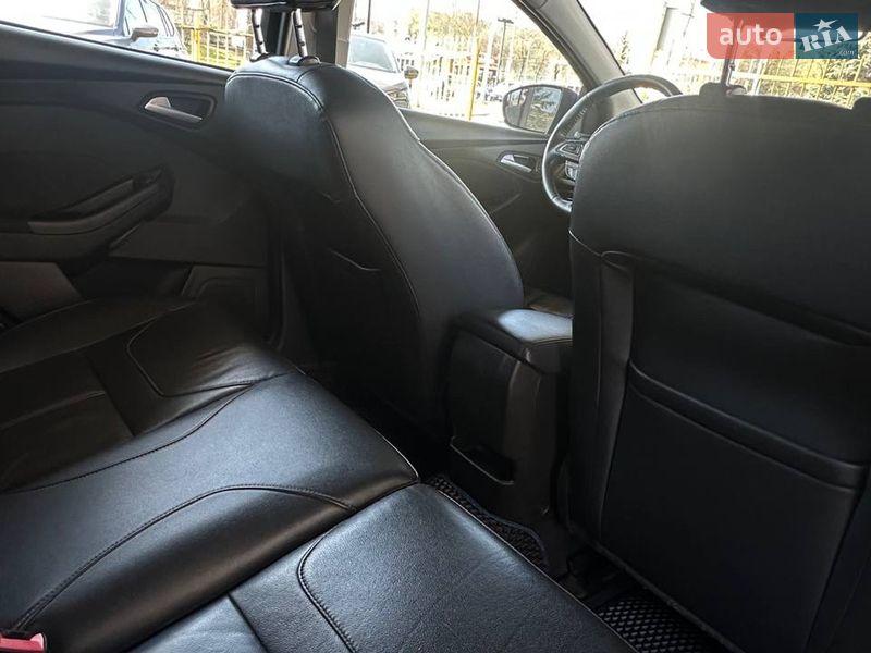 Хетчбек Ford Focus 2015 в Львові
