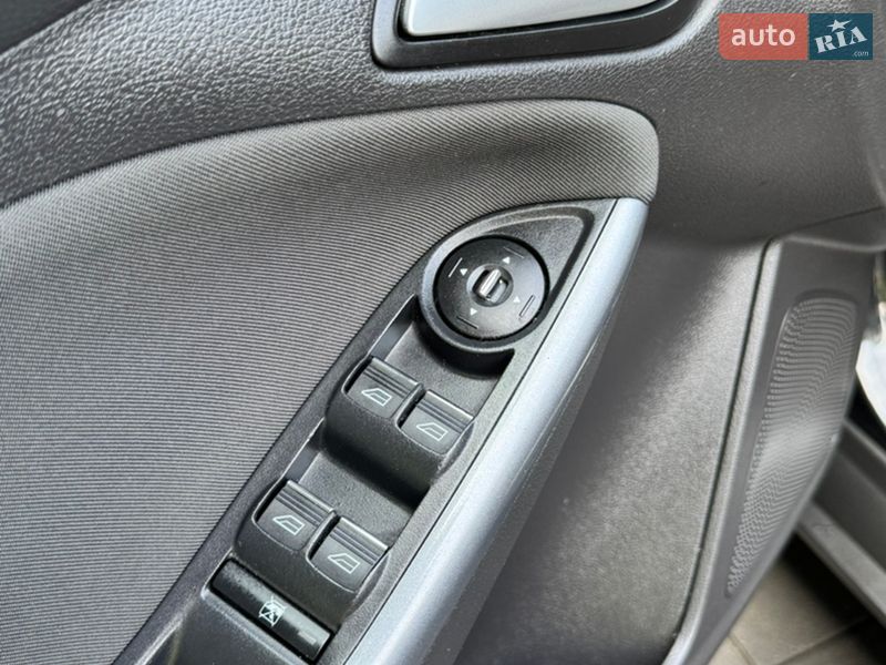 Універсал Ford Focus 2011 в Дубні