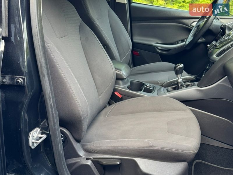 Універсал Ford Focus 2011 в Дубні