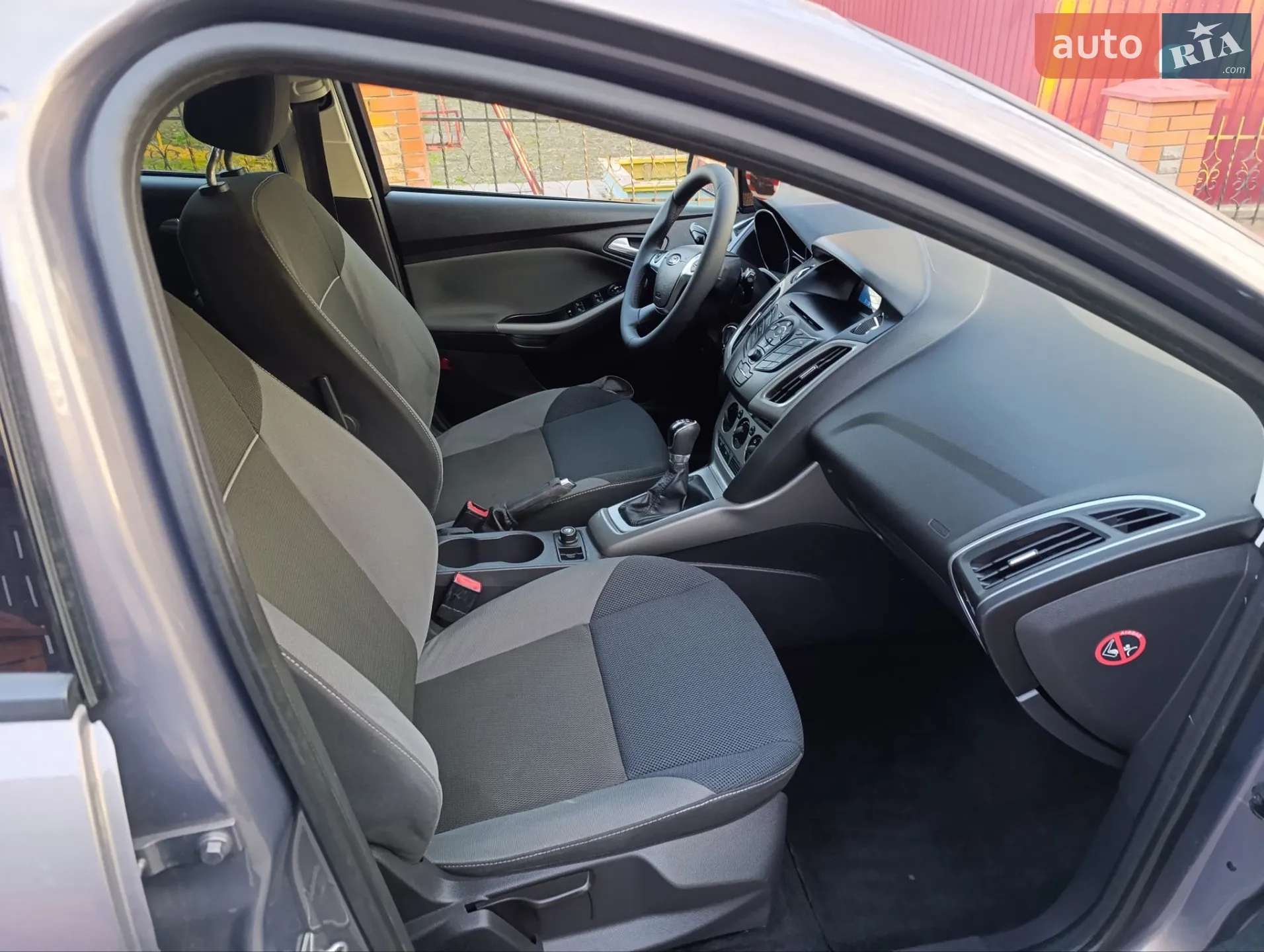 2011 Ford Focus - мініатюра 17