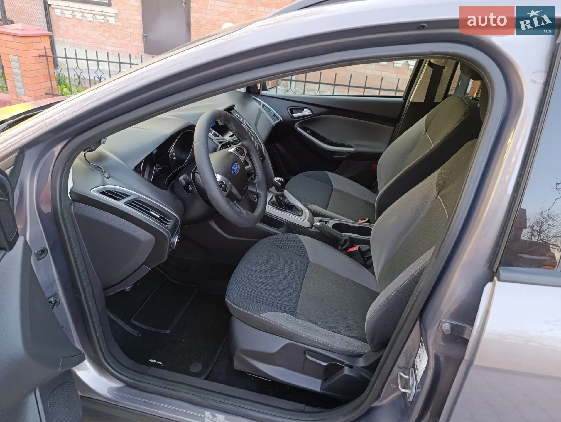 2011 Ford Focus - мініатюра 26