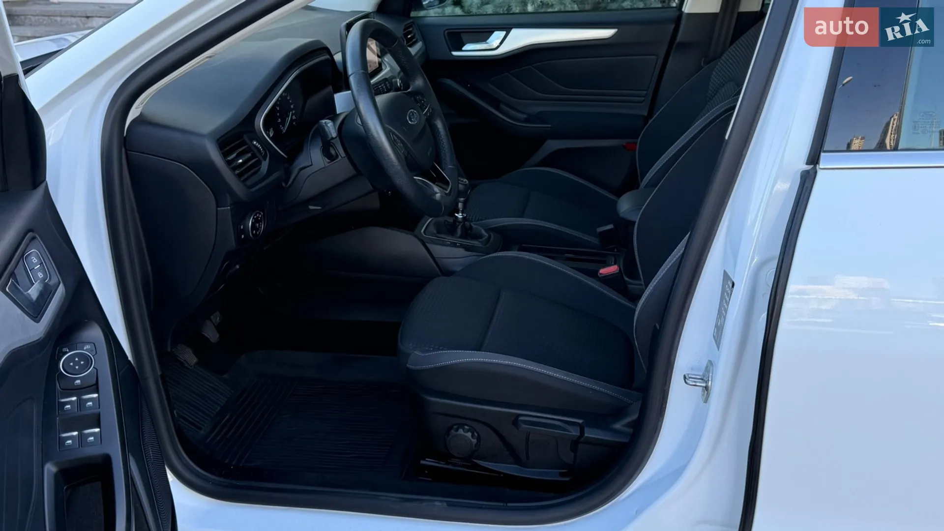 2020 Ford Focus - мініатюра 12
