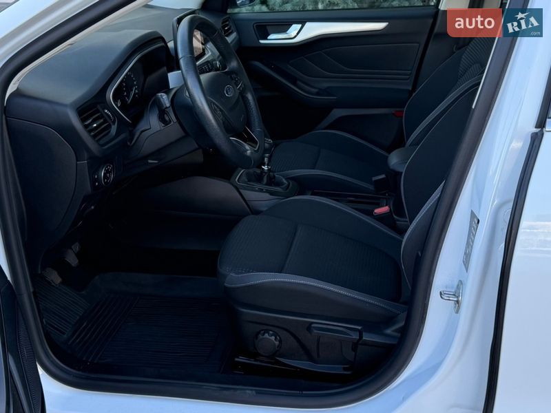 Хетчбек Ford Focus 2020 в Києві фото 12 Хетчбек Ford Focus 2020 в Києві