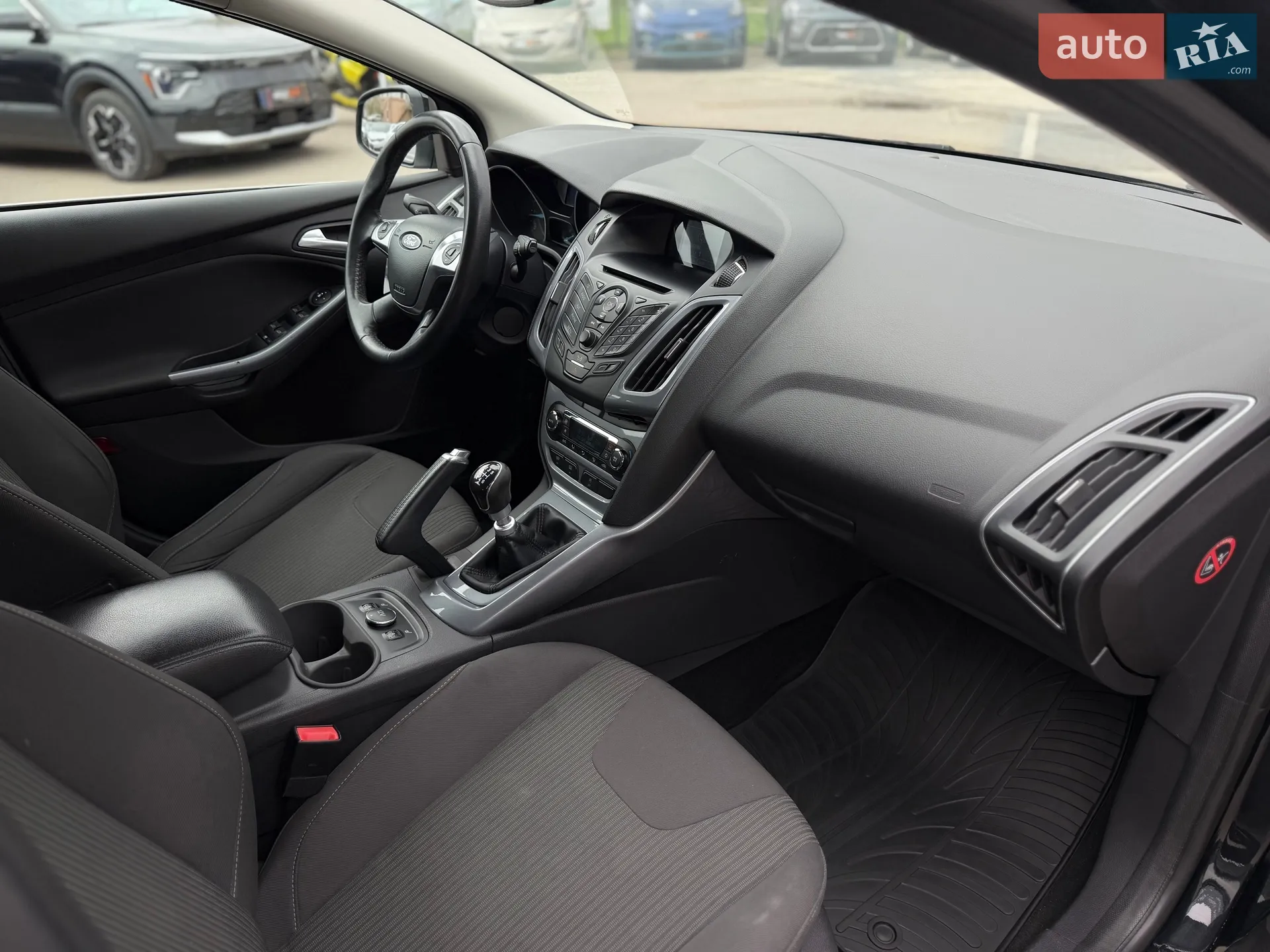 2013 Ford Focus - мініатюра 27