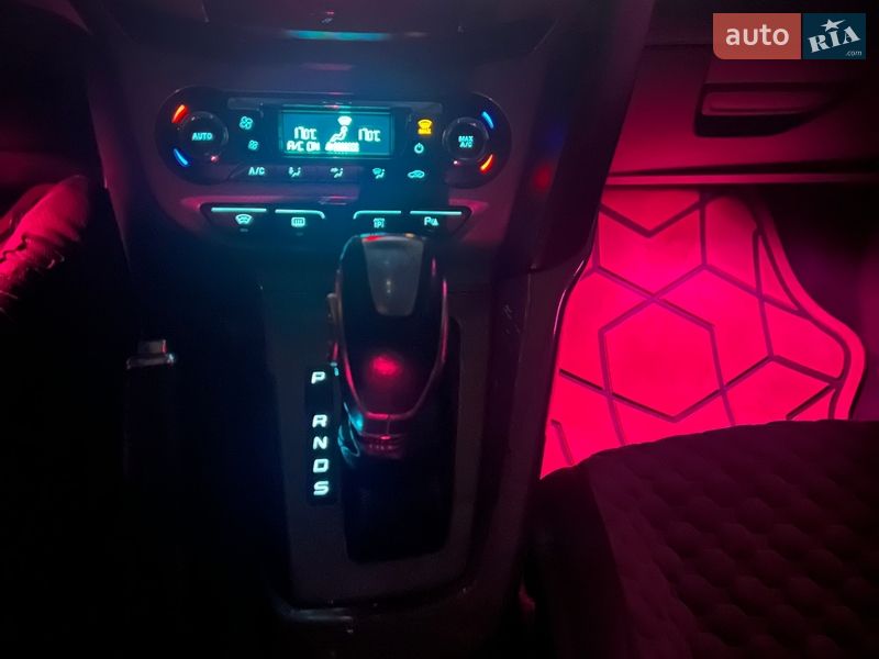 Універсал Ford Focus 2014 в Волочиську