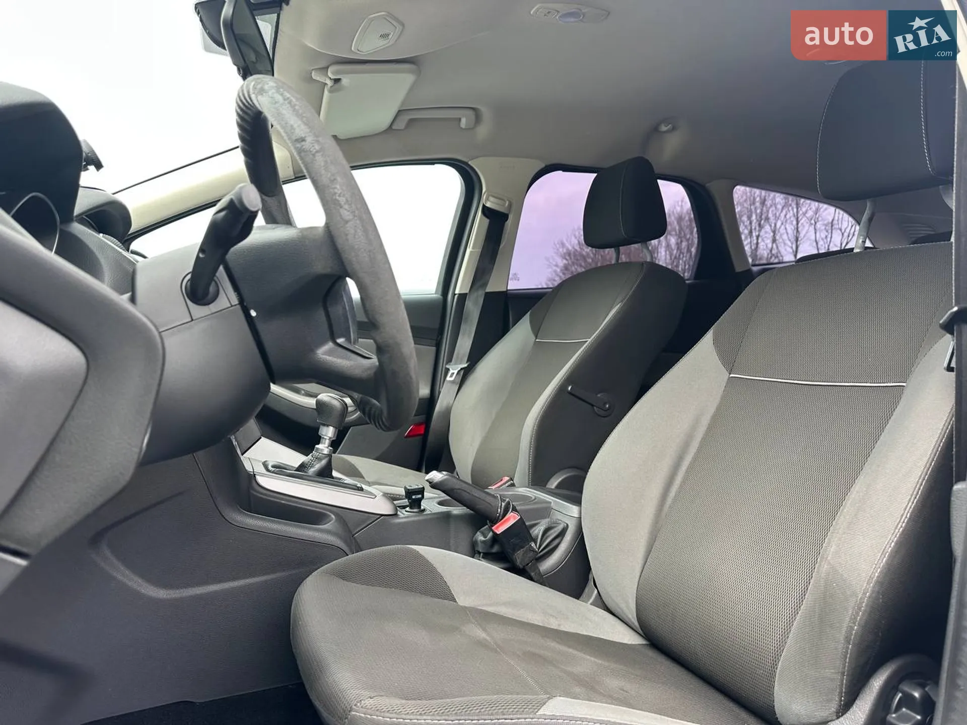 2012 Ford Focus - мініатюра 9