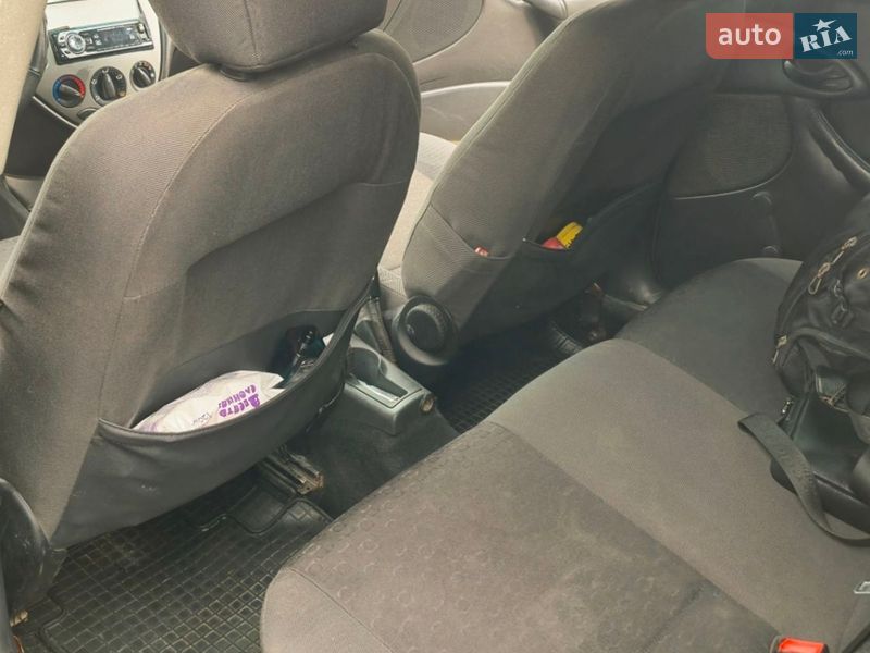 Седан Ford Focus 2003 в Львові