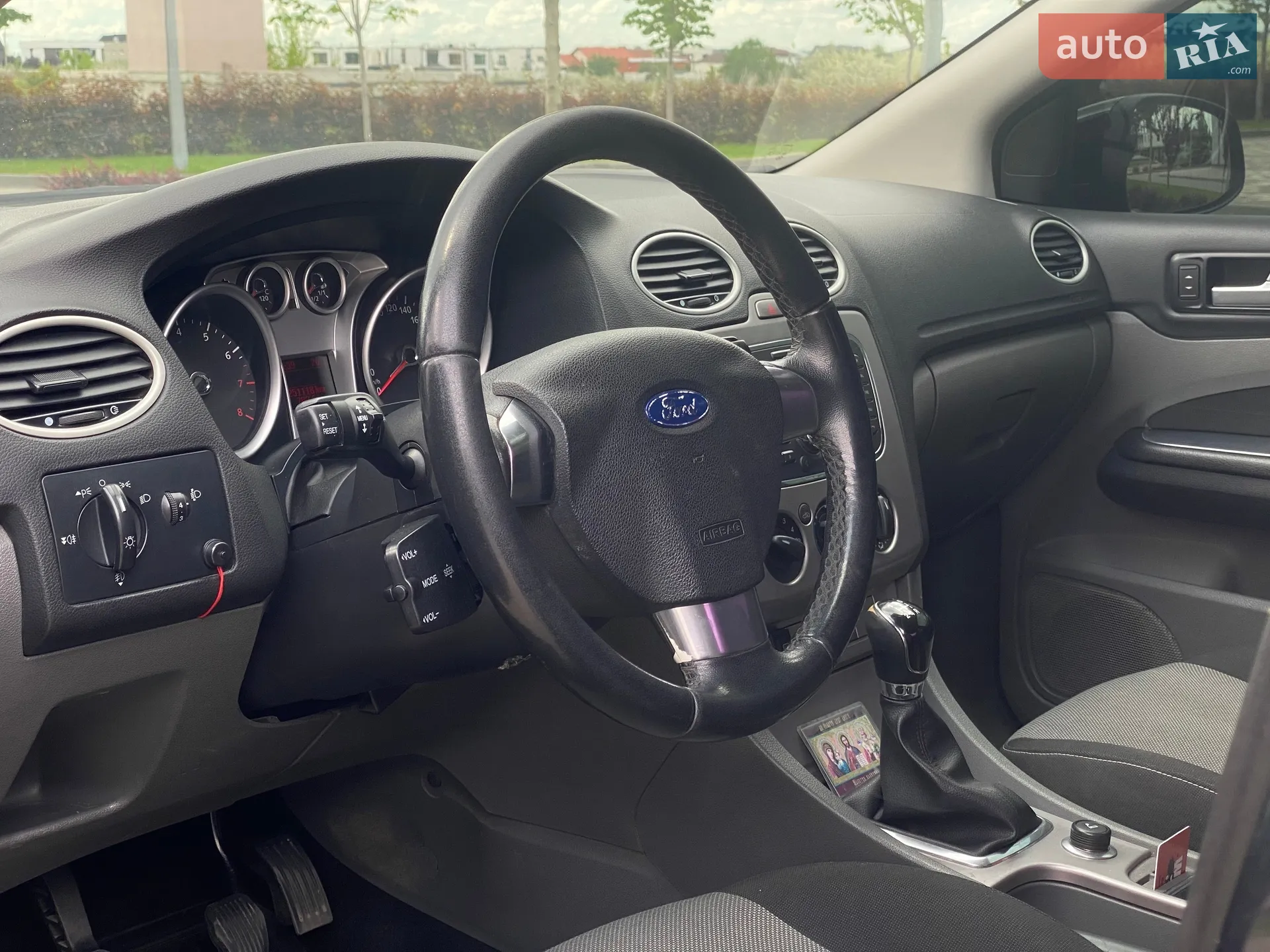 2010 Ford Focus - мініатюра 6