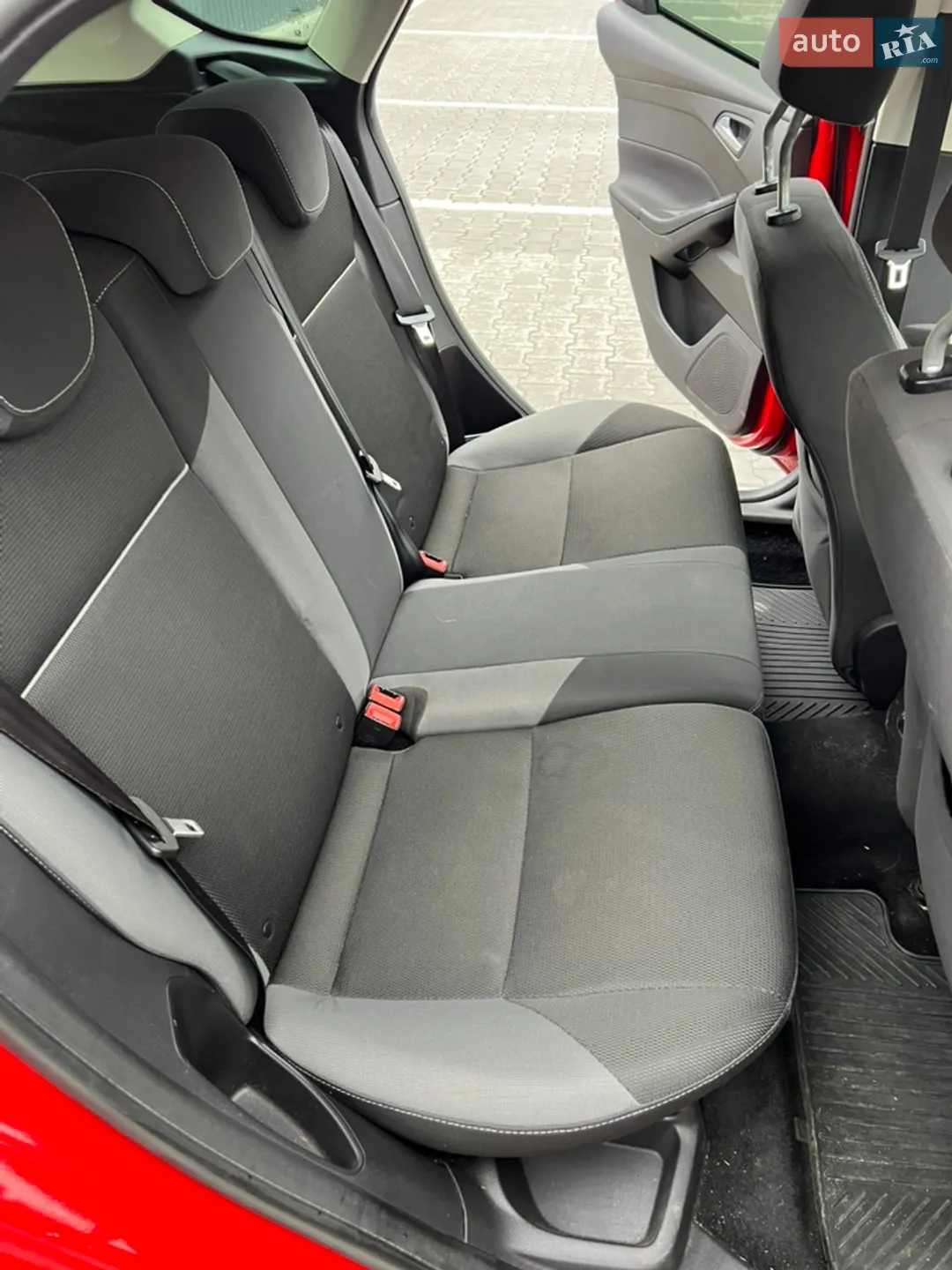 2012 Ford Focus - мініатюра 21