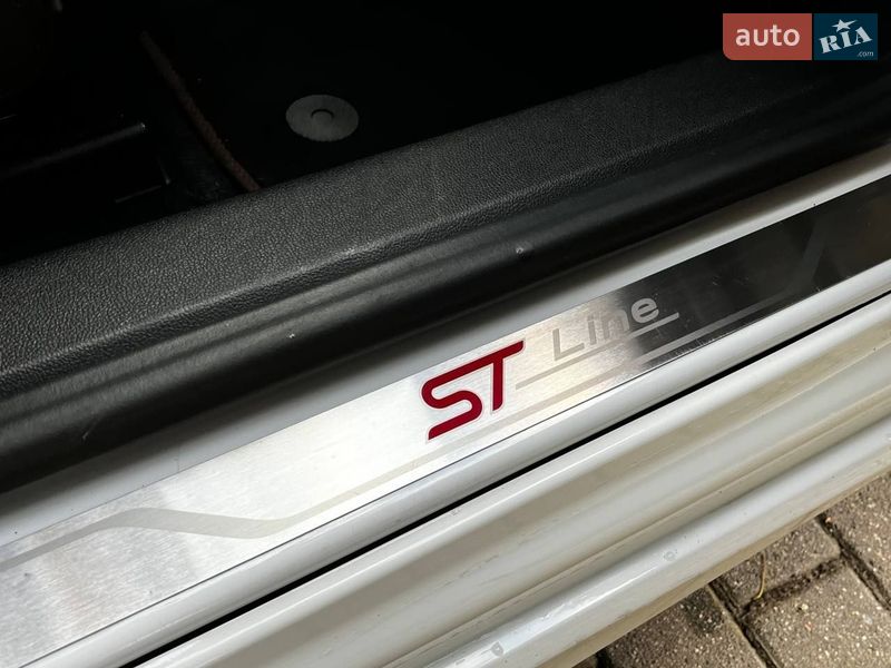 Універсал Ford Focus 2019 в Рівному