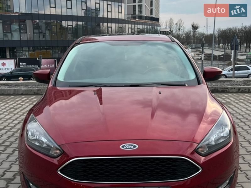 Хетчбек Ford Focus 2015 в Львові