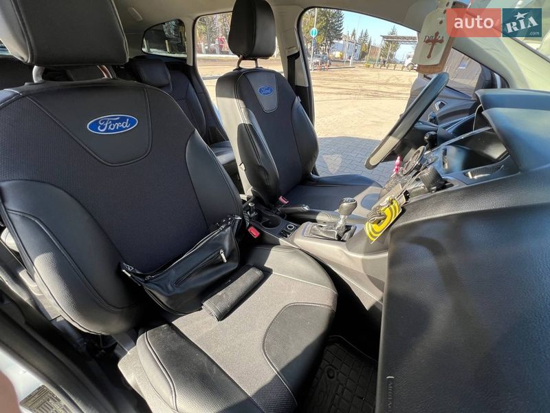 Универсал Ford Focus 2013 в Виньковцах