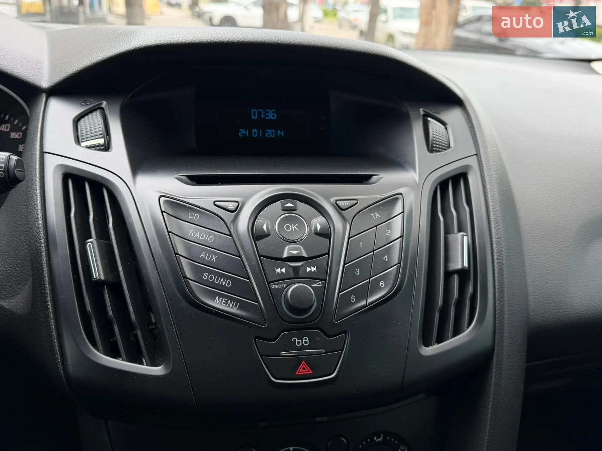 2014 Ford Focus - мініатюра 16