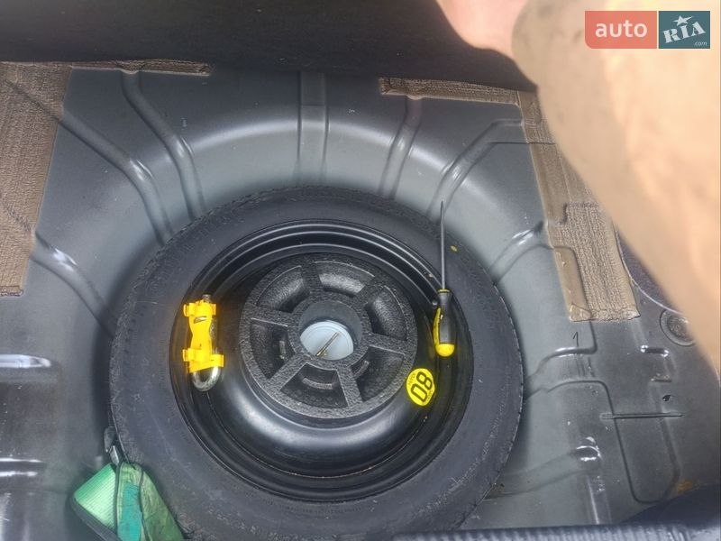 Седан Ford Focus 2004 в Черкасах фото 13 Седан Ford Focus 2004 в Черкасах