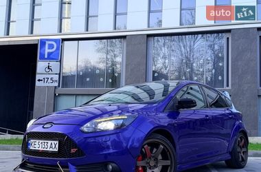 Хетчбек Ford Focus 2013 в Дніпрі