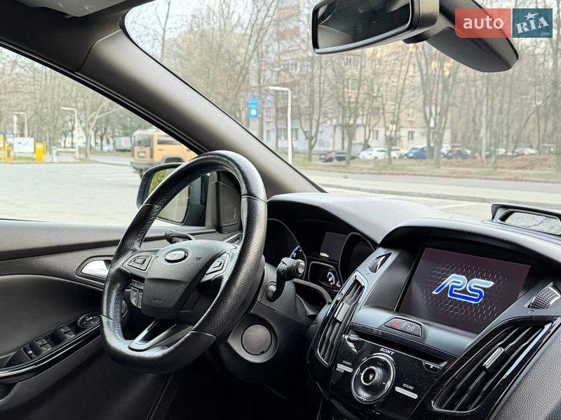 Хетчбек Ford Focus 2013 в Дніпрі
