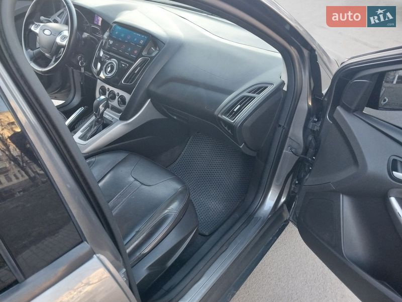 Седан Ford Focus 2013 в Житомирі фото 24 Седан Ford Focus 2013 в Житомирі