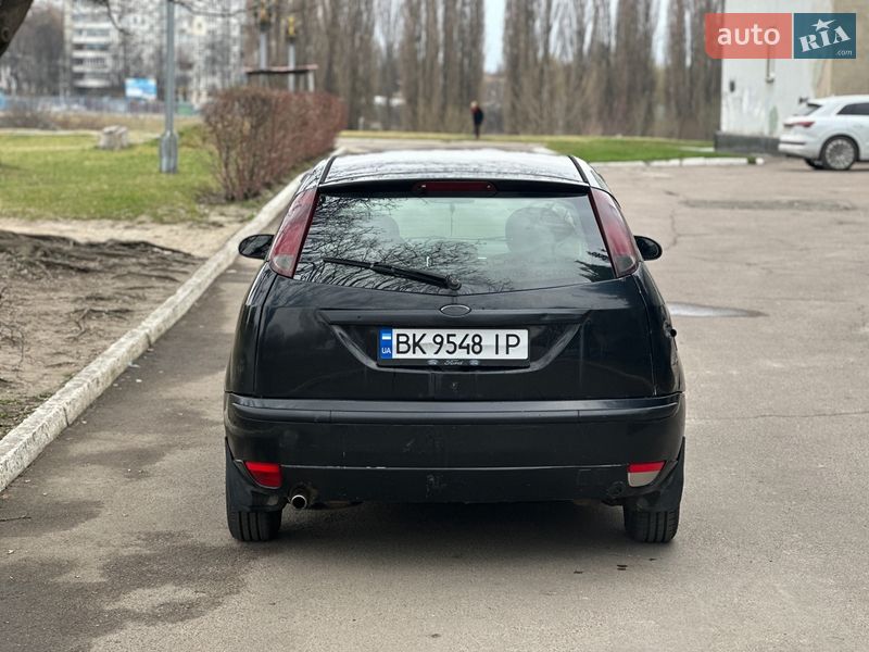 Хэтчбек Ford Focus 2005 в Ровно