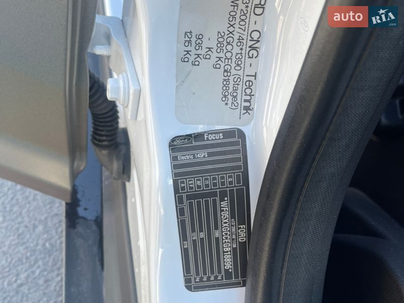 Хэтчбек Ford Focus 2016 в Киеве