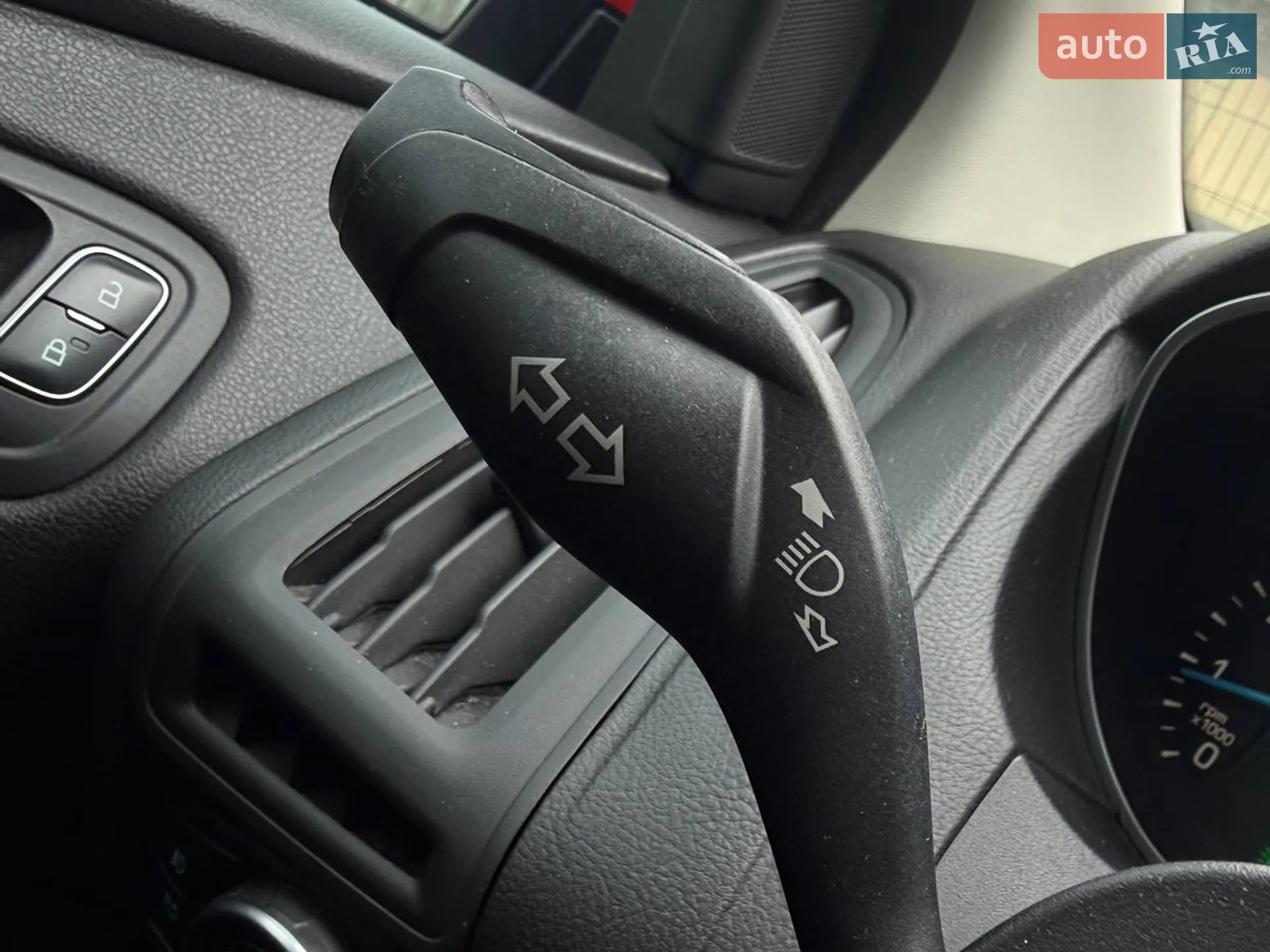 2015 Ford Focus - мініатюра 25