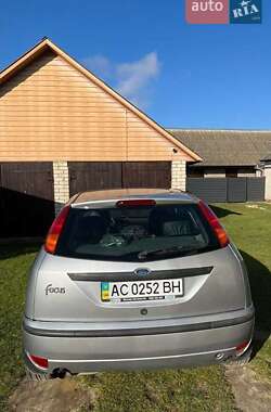 Хетчбек Ford Focus 2004 в Шацьку