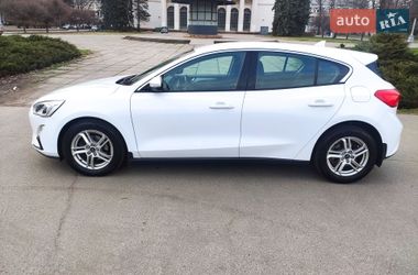 Хэтчбек Ford Focus 2018 в Киеве