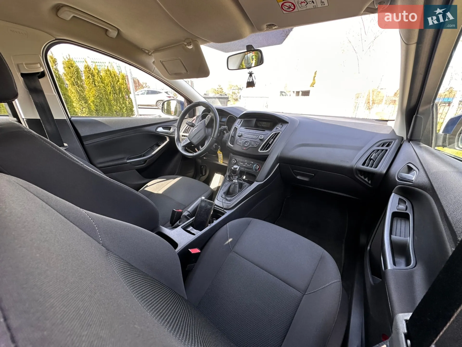 2017 Ford Focus - мініатюра 18
